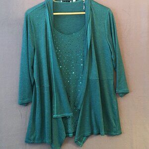 NOTATIONS dressy top with sequin detail in festive green - 1XL